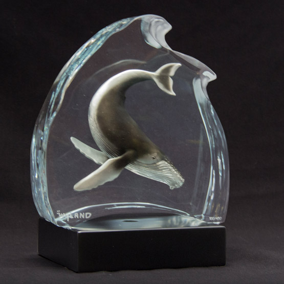 LUCITE SCULPTURES Page 3 Wyland Worldwide